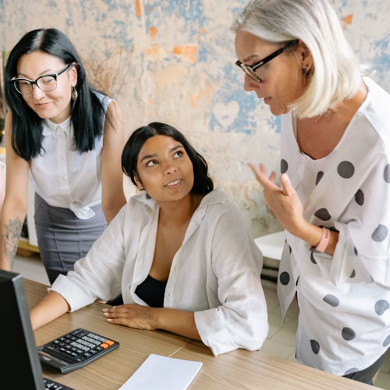Australian employer team reviewing candidate profiles